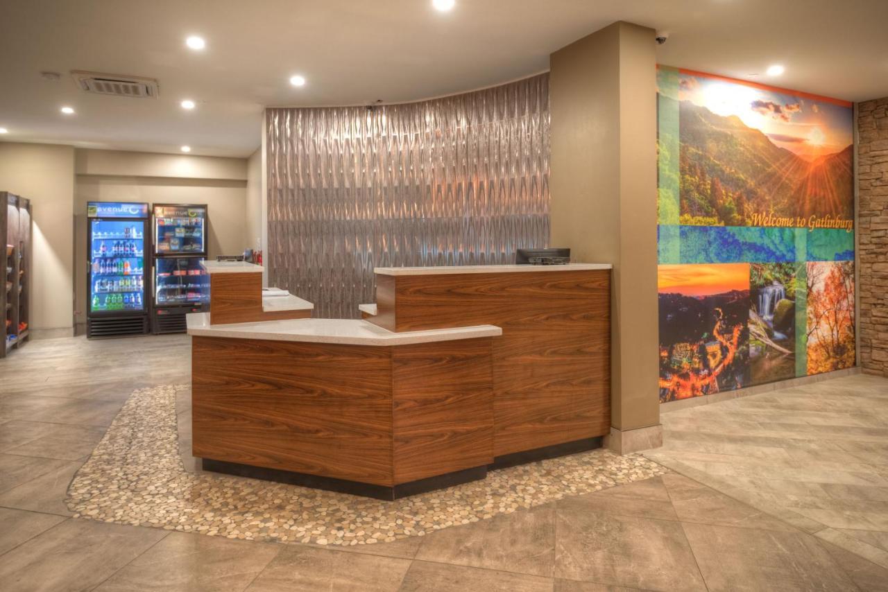 Clarion Pointe Downtown Gatlinburg Hotel Kültér fotó