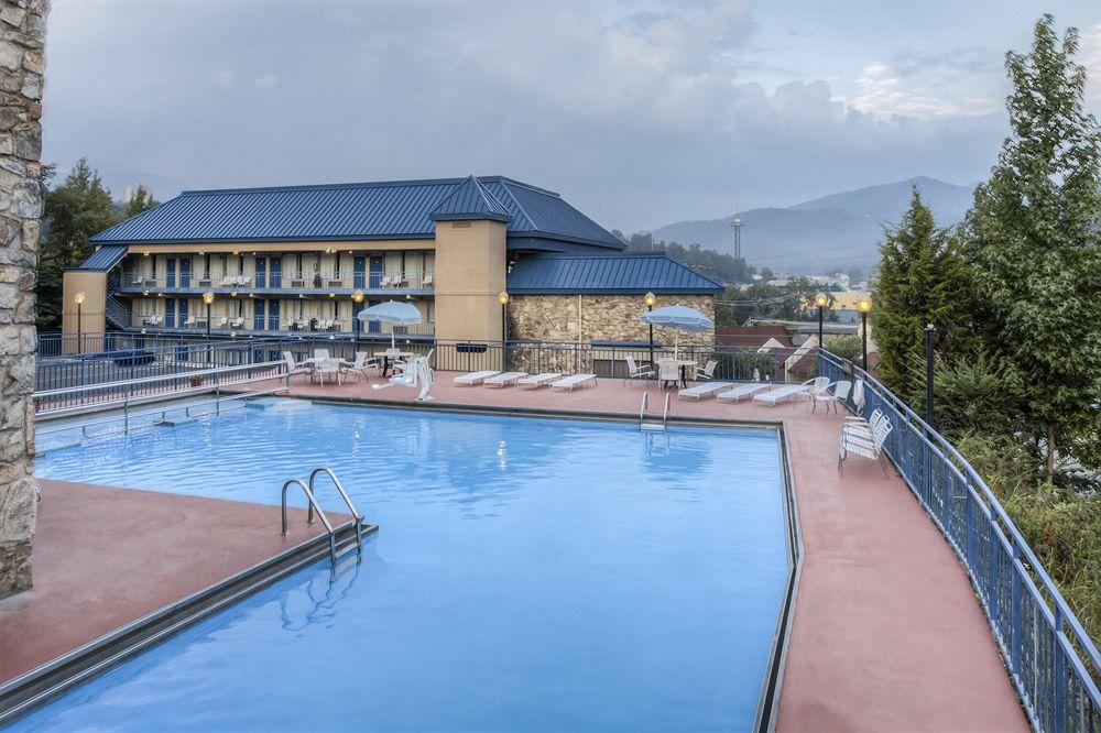 Clarion Pointe Downtown Gatlinburg Hotel Kültér fotó