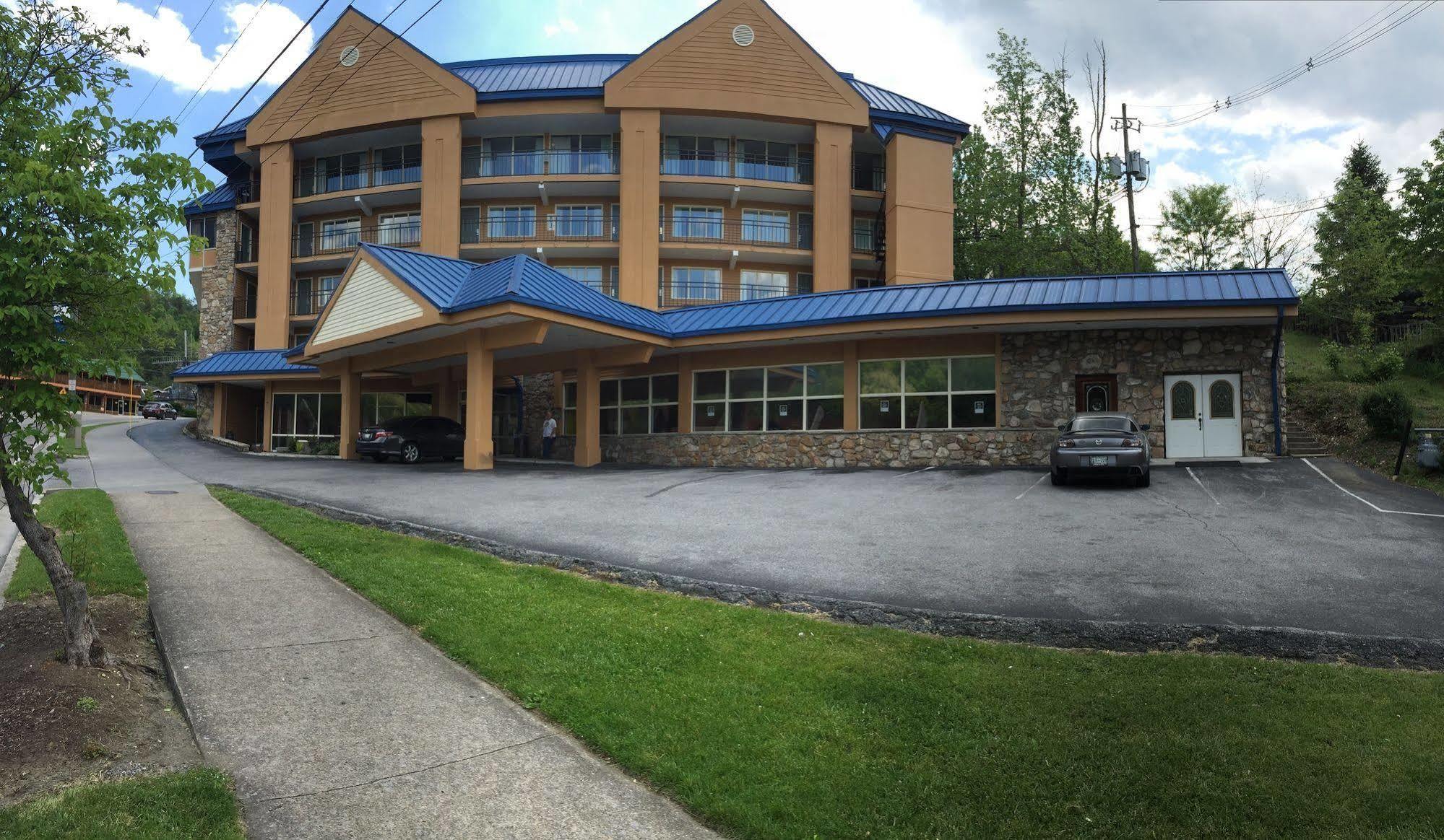 Clarion Pointe Downtown Gatlinburg Hotel Kültér fotó